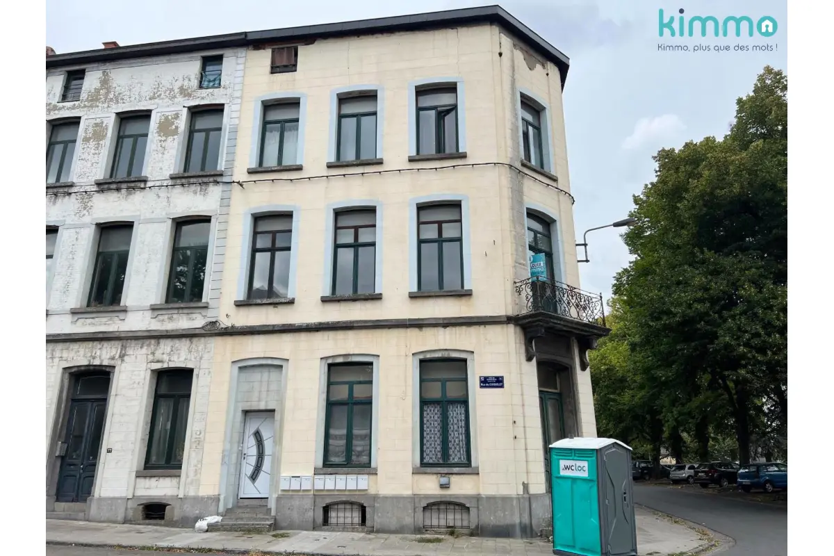 Maison à vendre à Gilly 6060 260000.00€ 8 chambres 205.00m² - annonce 633467