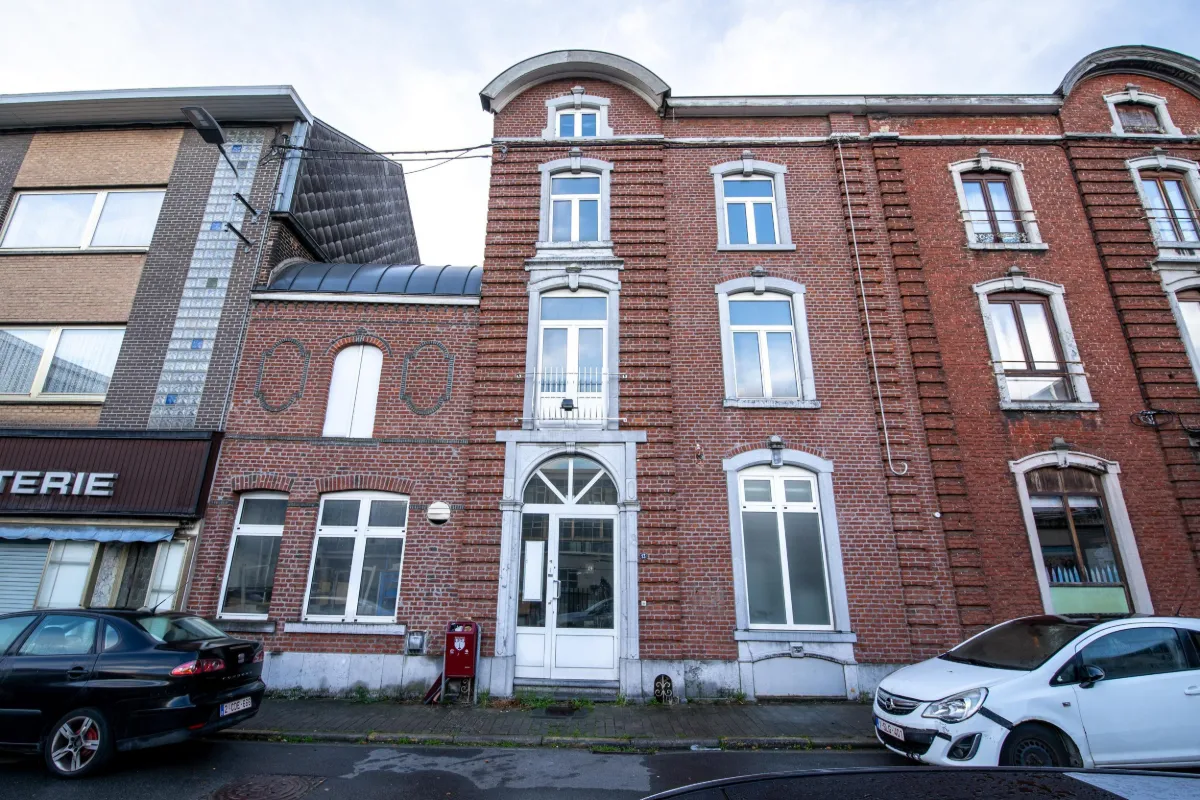 Maison à vendre à Châtelet 6200 180000.00€ 4 chambres m² - annonce 634758