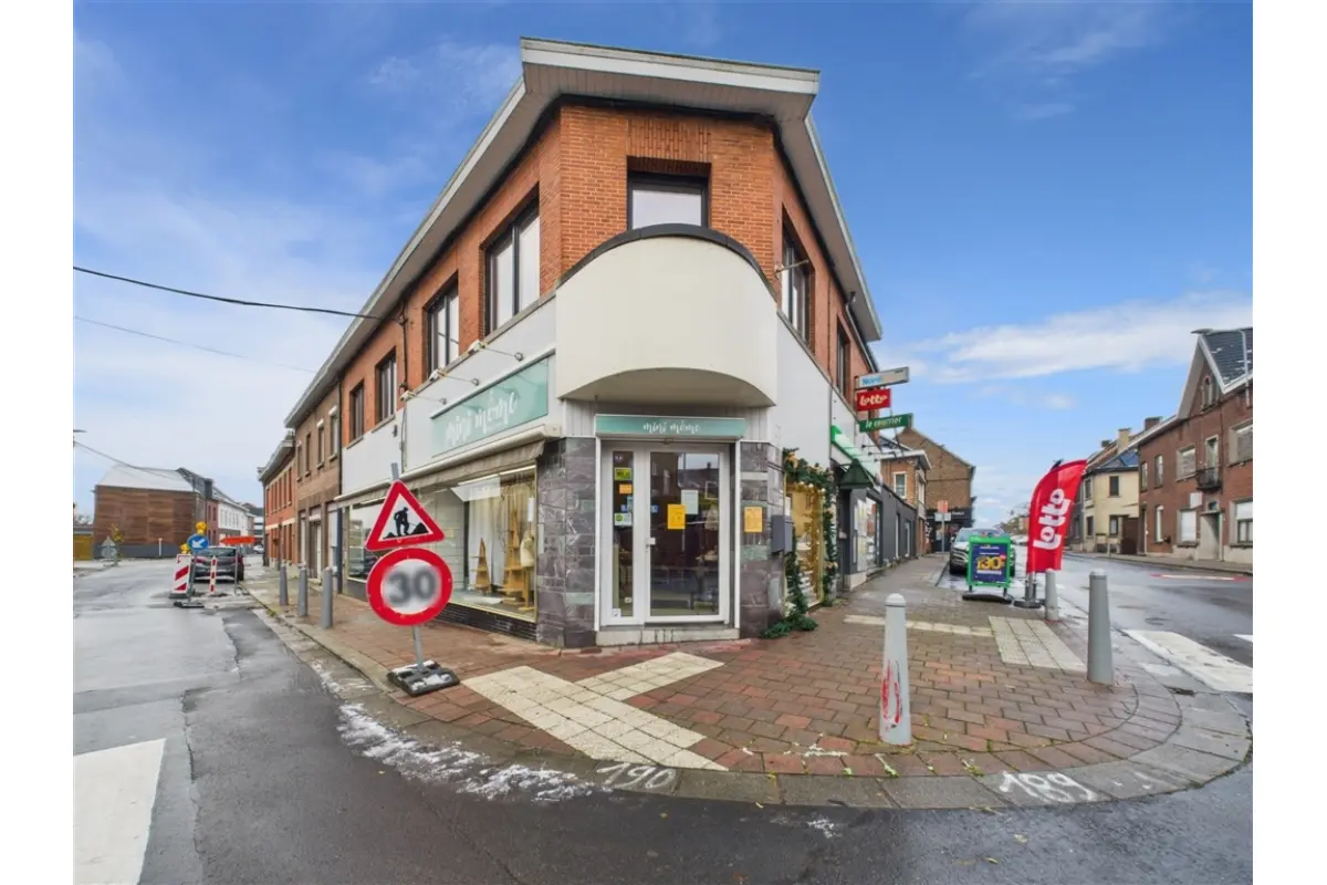 Immeuble mixte à vendre à Herseaux 7712 332000.00€ 3 chambres 400.00m² - annonce 634342