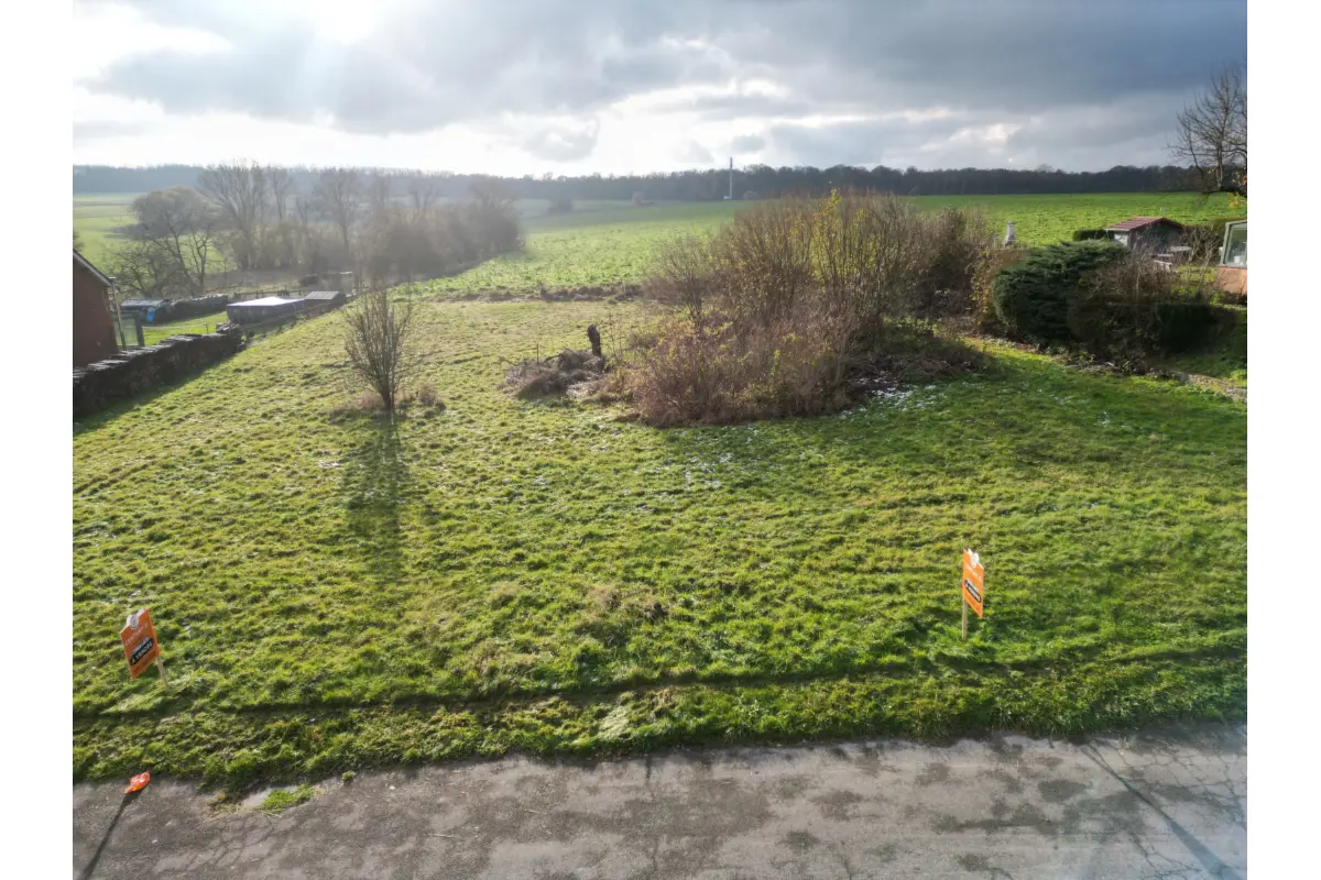 Terrain à vendre à Solre-sur-Sambre 6560 108000.00€  chambres m² - annonce 634663