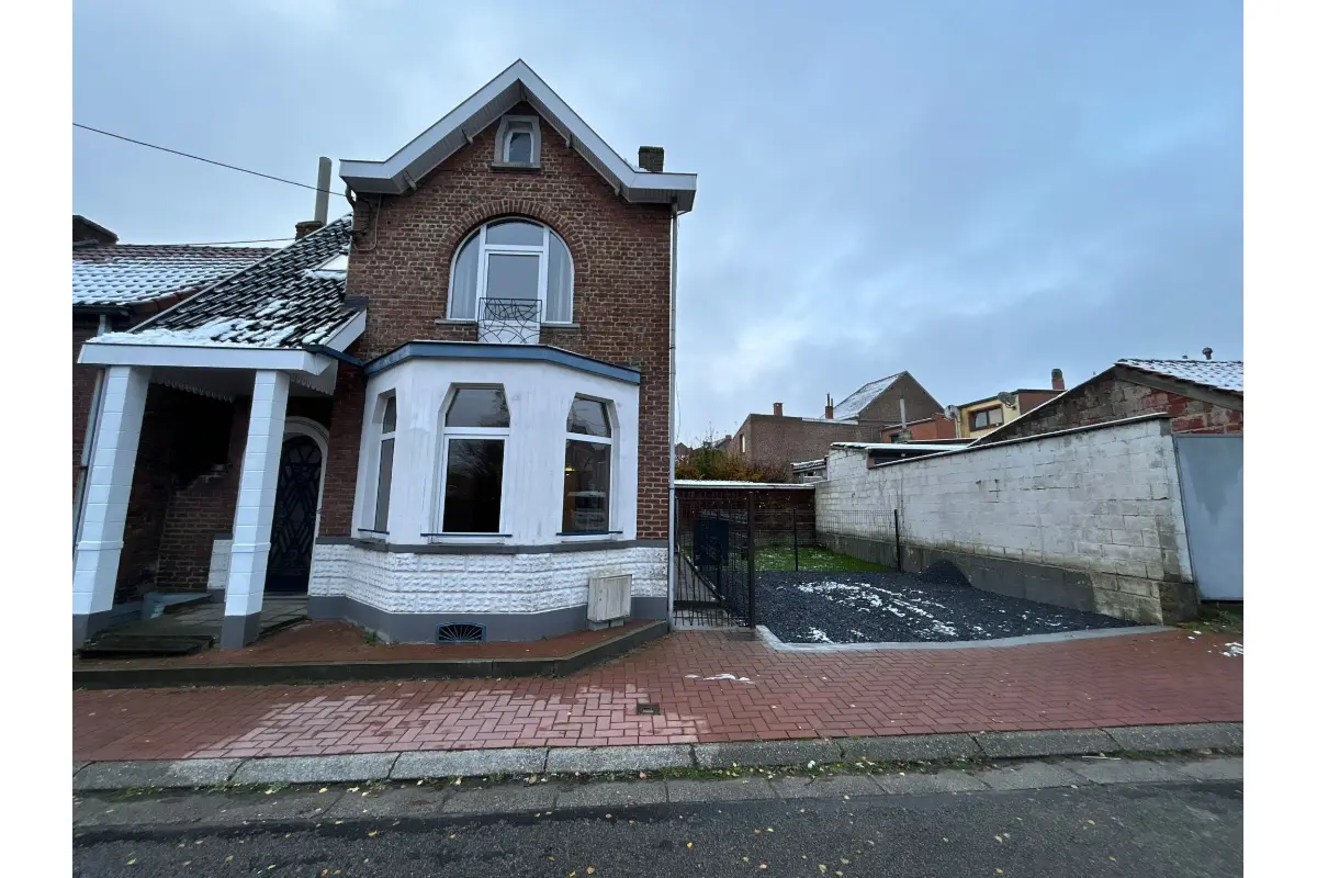 Maison à louer à Eugies 7080 950.00€ 2 chambres 138.00m² - annonce 634754