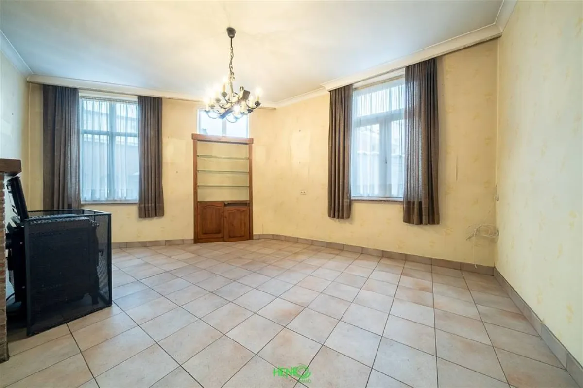 Maison à vendre à Molenbaix 7760 110000.00€ 4 chambres 200.00m² - annonce 635542