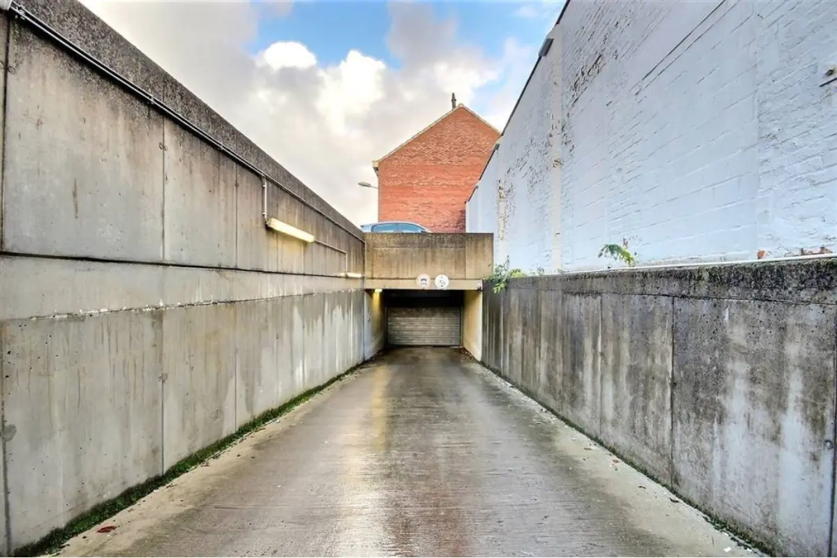 Parking / garage à vendre à Mouscron 7700 9500.00€  chambres m² - annonce 635157