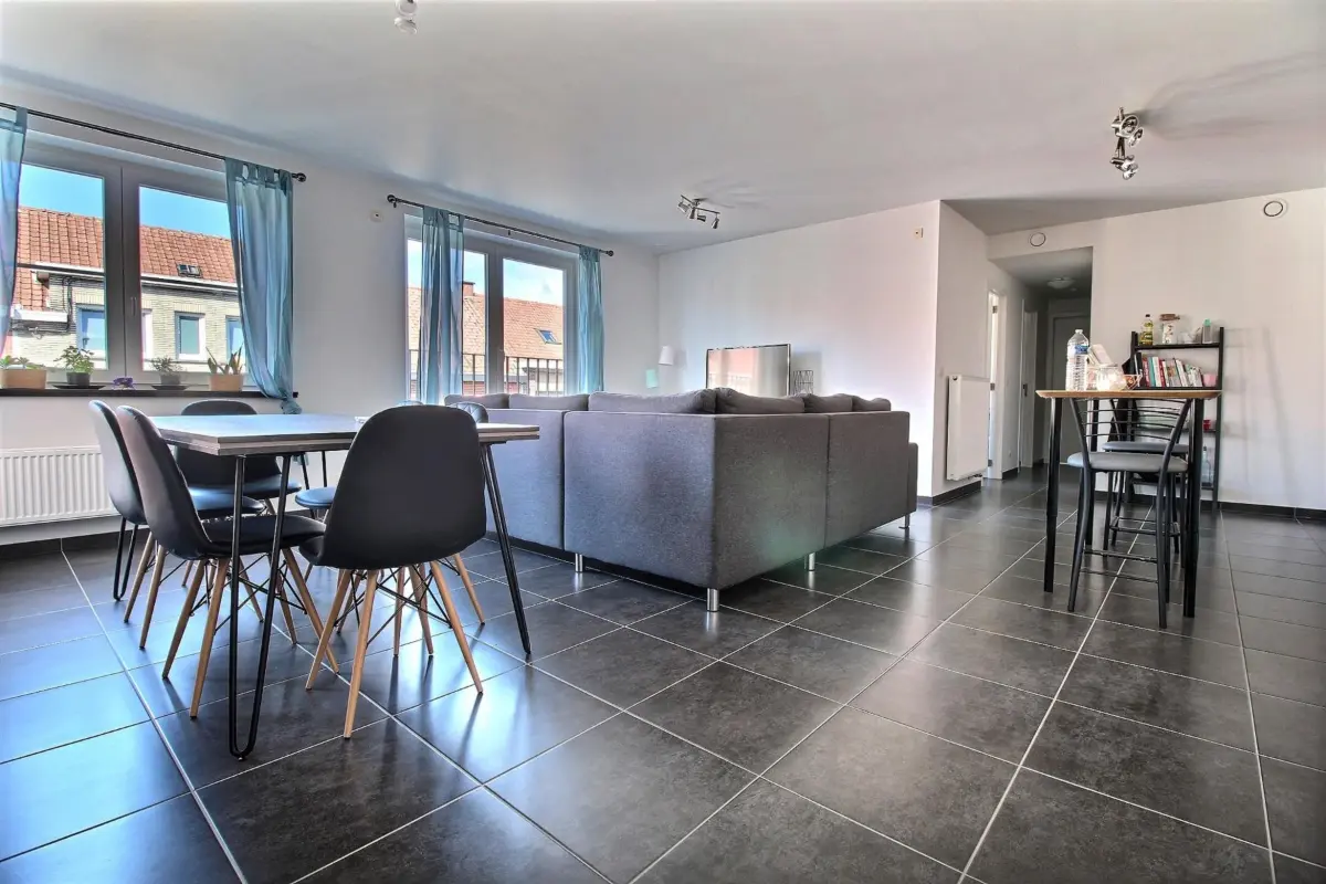 Appartement à louer à Luingne 7700 830.00€ 2 chambres 88.00m² - annonce 635800