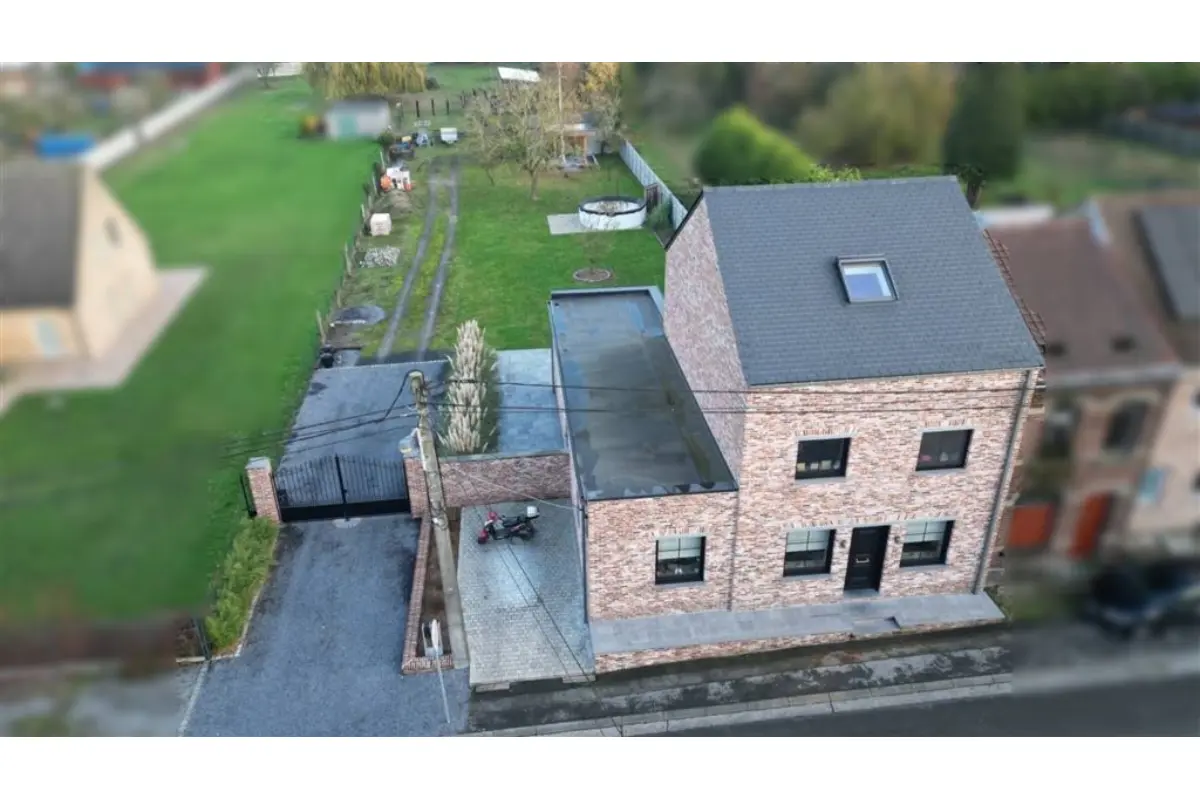 Maison à  à Péruwelz 7600 395000.00€ 3 chambres 200.00m² - annonce 636007