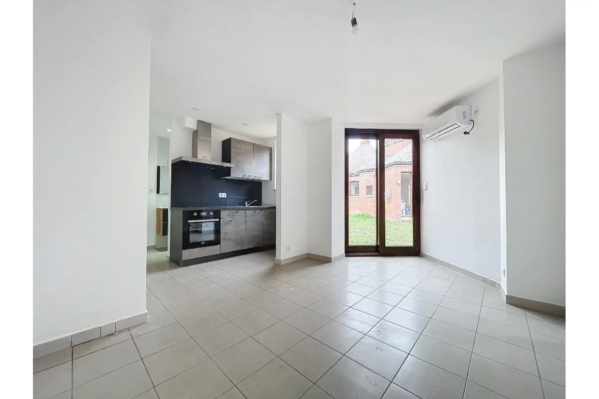 Bungalow à louer à Templeuve 7520 600.00€ 1 chambres 42.00m² - annonce 636194