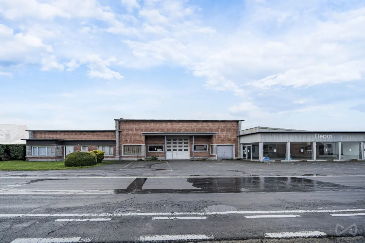 Immeuble mixte à vendre à Chièvres 7950 450000.00€ 2 chambres 1376.00m² - annonce 636209