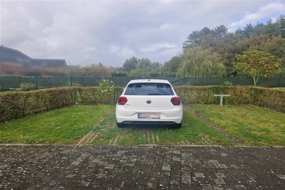 Parking / garage à louer à Péruwelz 7600 50.00€  chambres m² - annonce 636006