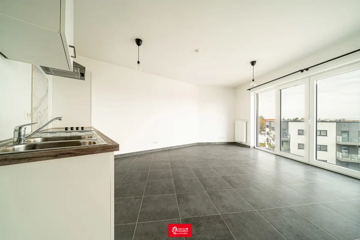 Studio à louer à Tournai 7500 650.00€  chambres 40.00m² - annonce 636286