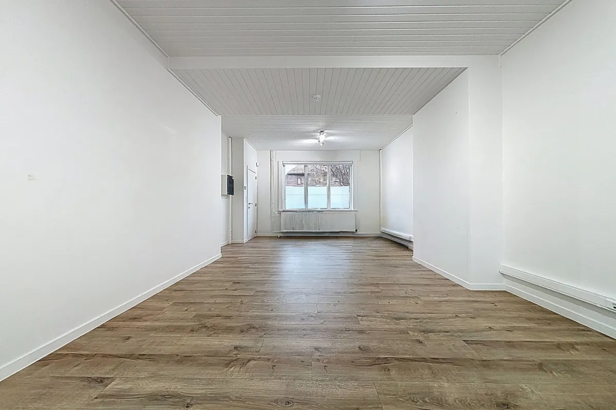 Maison à louer à Tournai 7500 925.00€ 3 chambres 126.00m² - annonce 637132