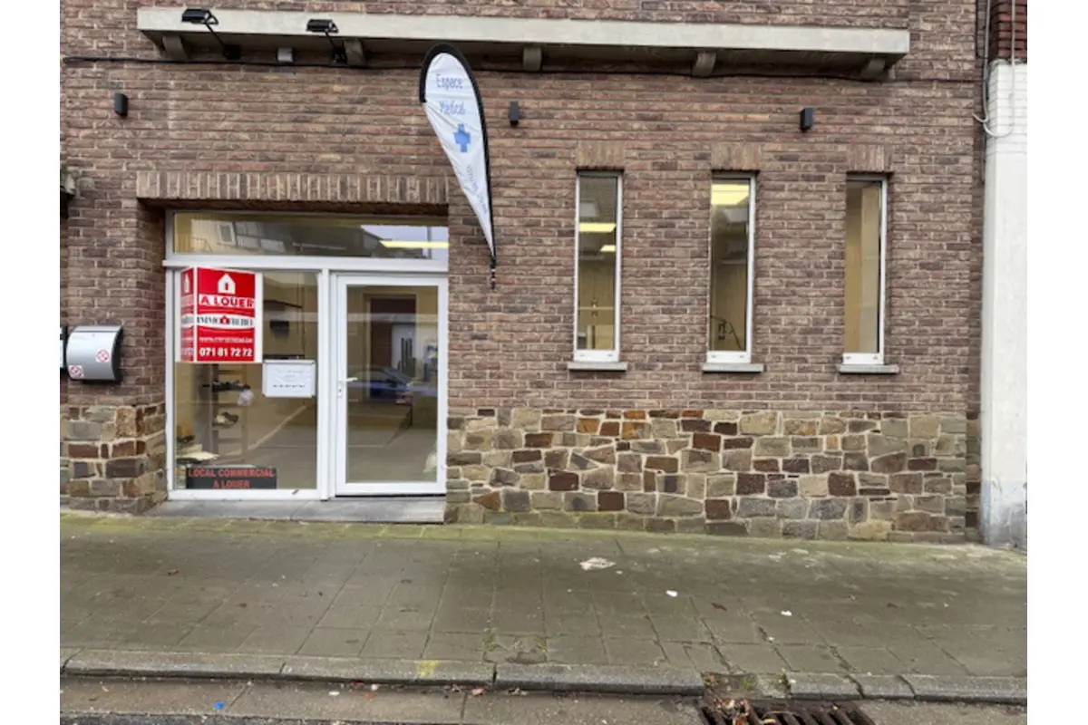 Commerce à louer à Jumet 6040 850.00€  chambres 40.00m² - annonce 637504