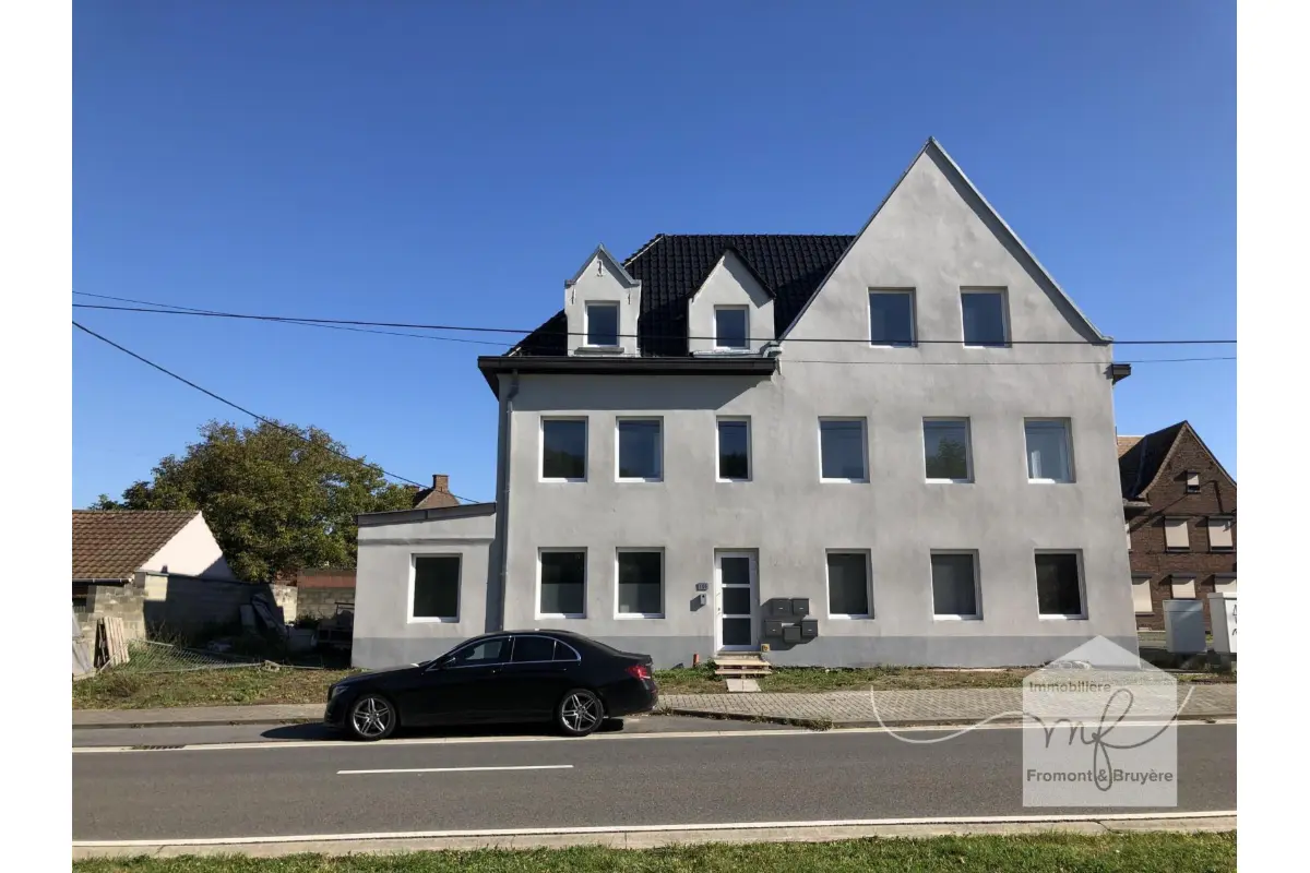 Appartement à vendre à Péronnes-lez-Binche 7134 185000.00€ 2 chambres 71.00m² - annonce 638786