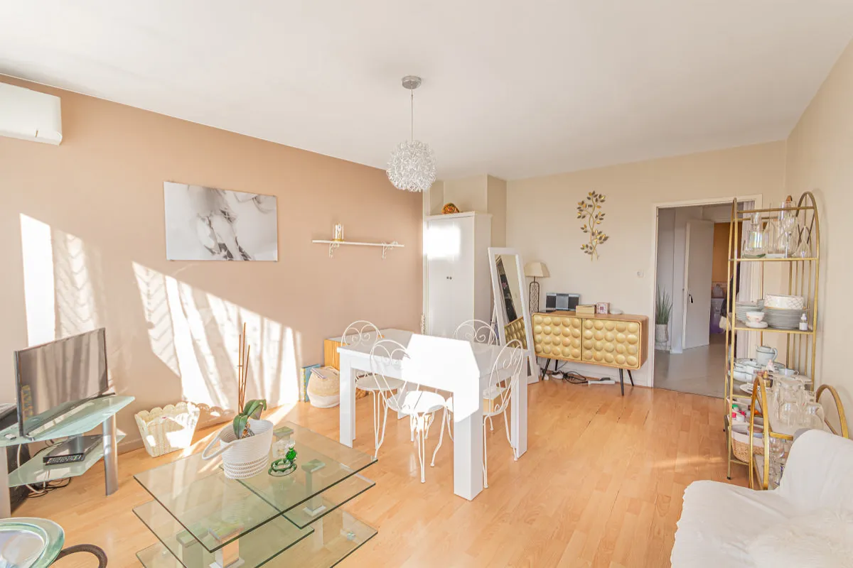 Appartement à  à Charleroi 6000 88000.00€ 1 chambres 45.00m² - annonce 639013