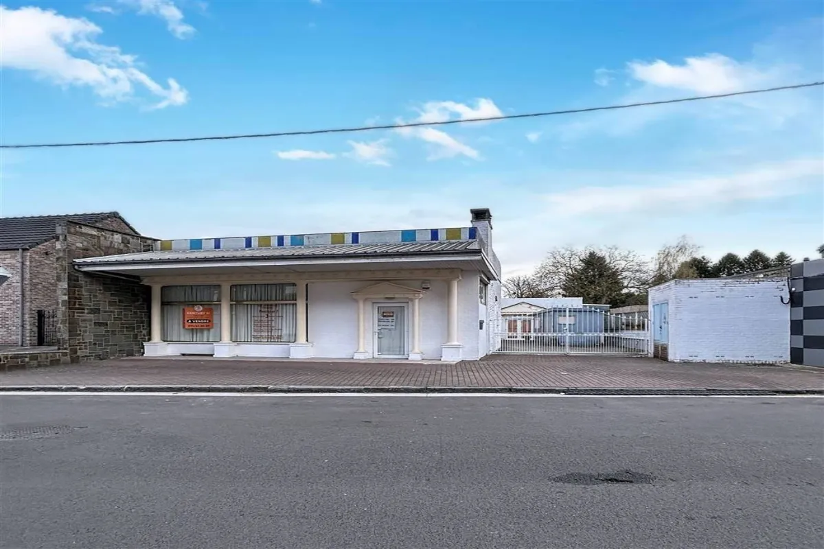 Commerce à vendre à Fleurus 6220 230000.00€ 1 chambres 385.00m² - annonce 638661