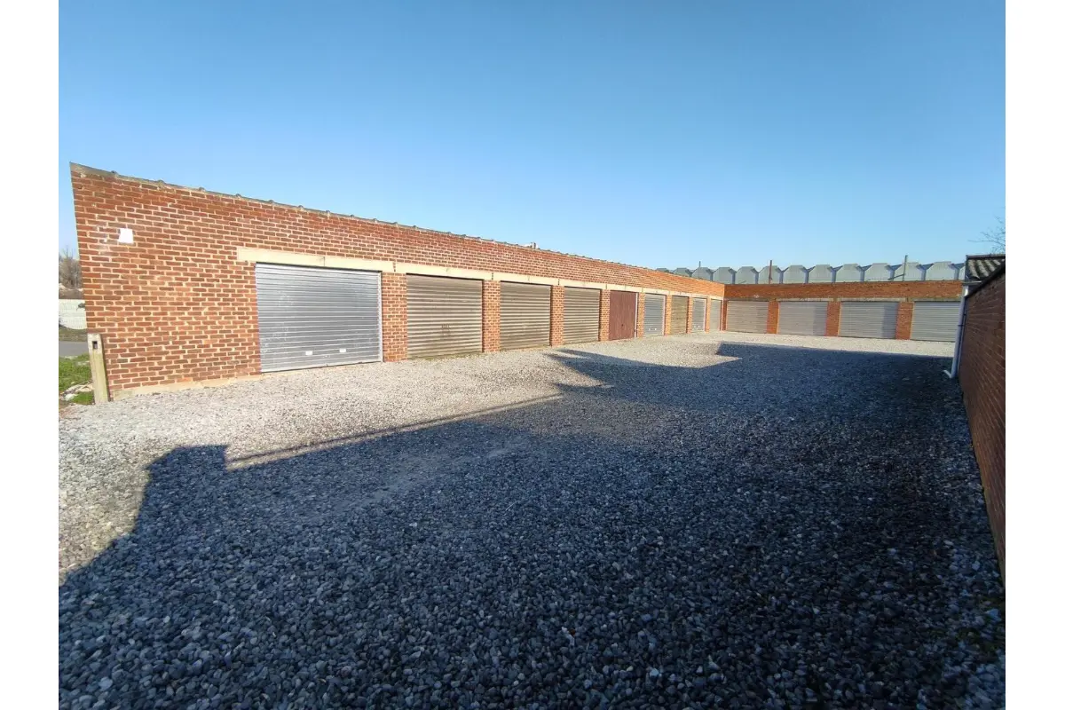 Parking / garage à louer à Marcinelle 6001 90.00€  chambres m² - annonce 639273