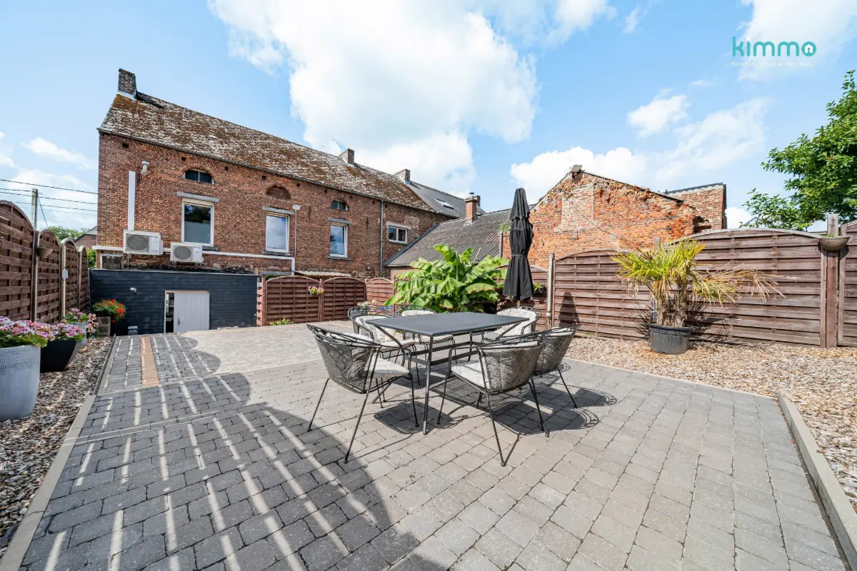 Maison à vendre à Gozée 6534 300000.00€ 2 chambres 152.00m² - annonce 639596