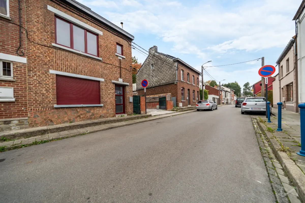 Maison à  à Couillet 6010 157000.00€ 3 chambres 90.00m² - annonce 640543