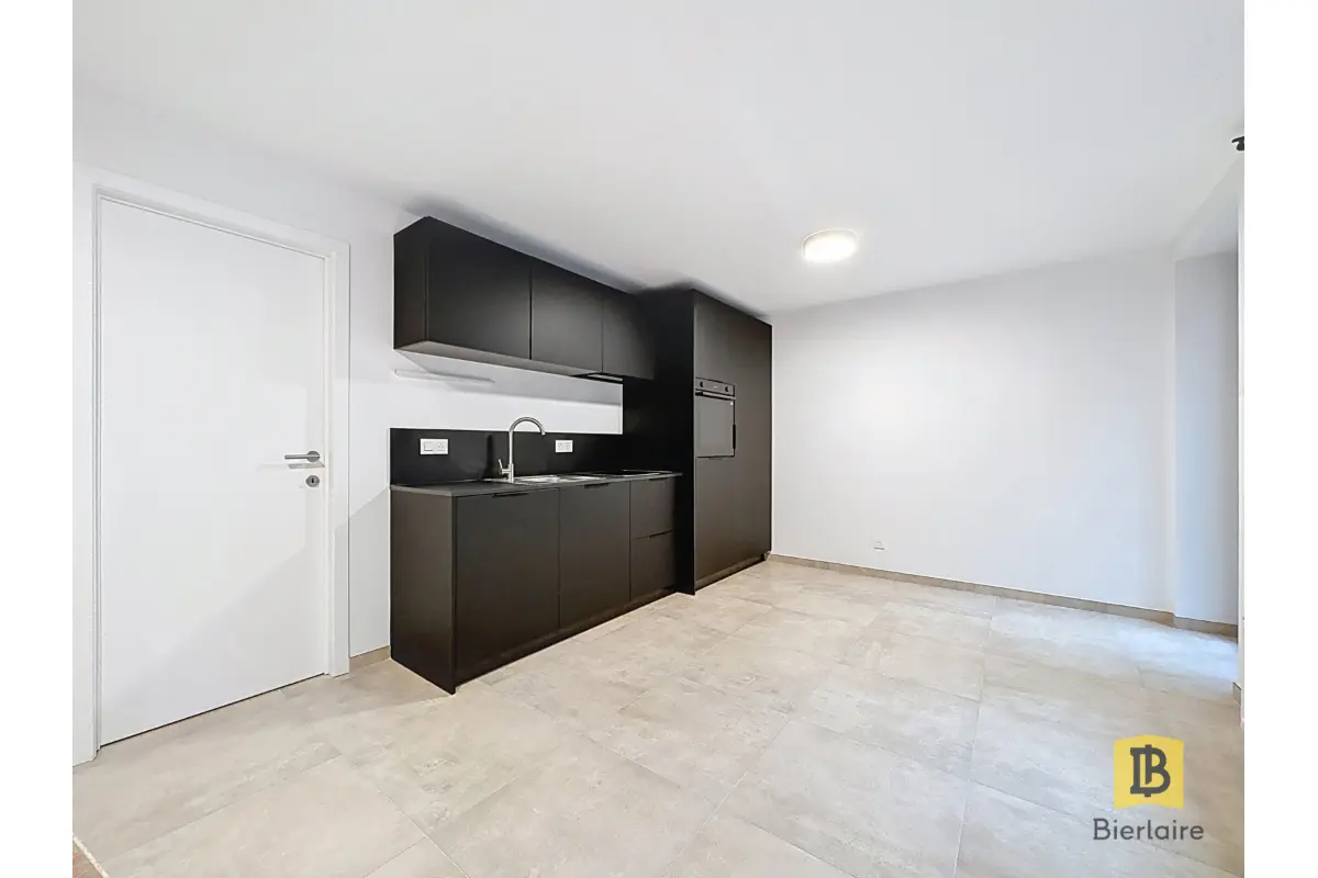 Rez-de-chaussée à louer à Mons 7000 1000.00€ 2 chambres 72.00m² - annonce 671461