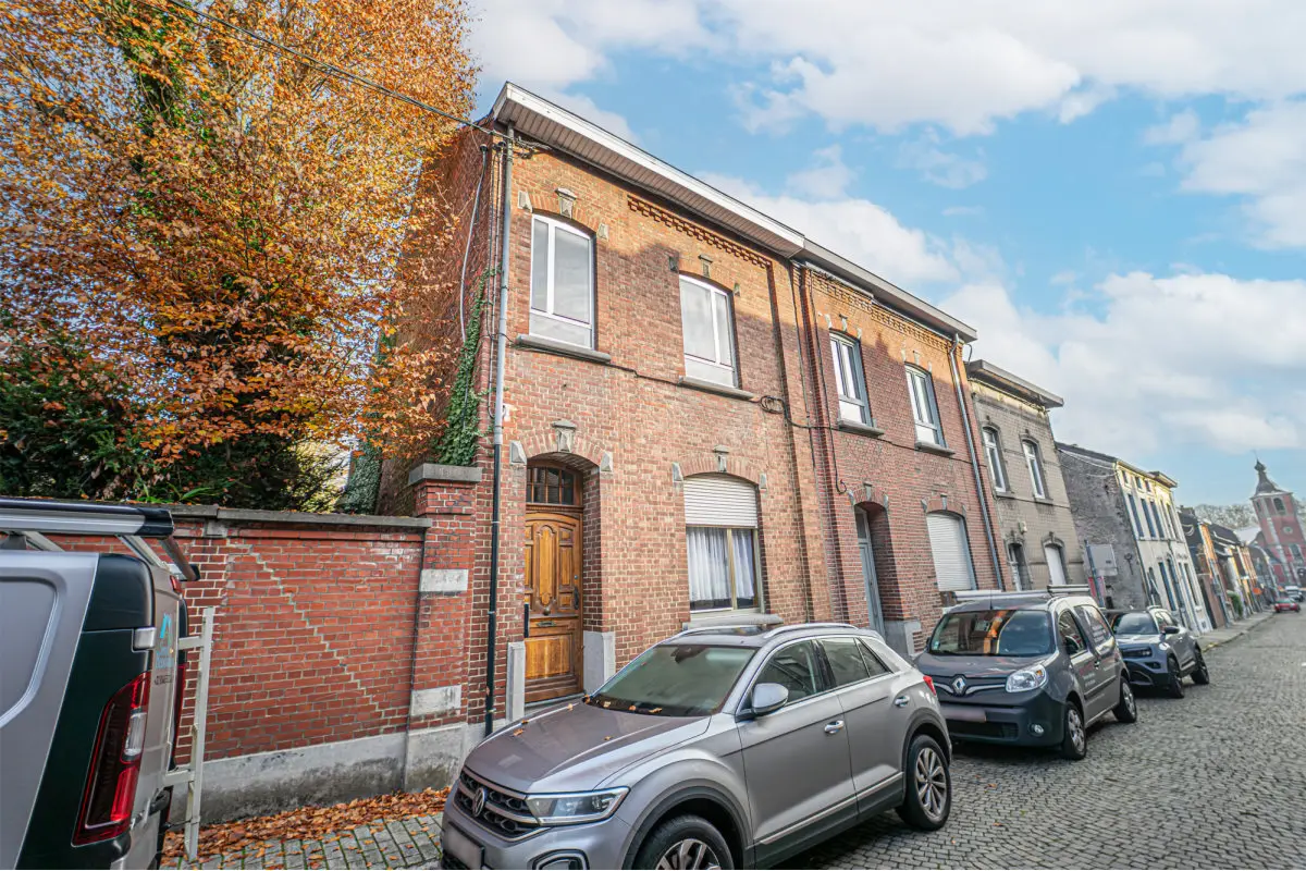 Maison à vendre à Fontaine-l'Evêque 6140 125000.00€ 3 chambres 165.00m² - annonce 640505