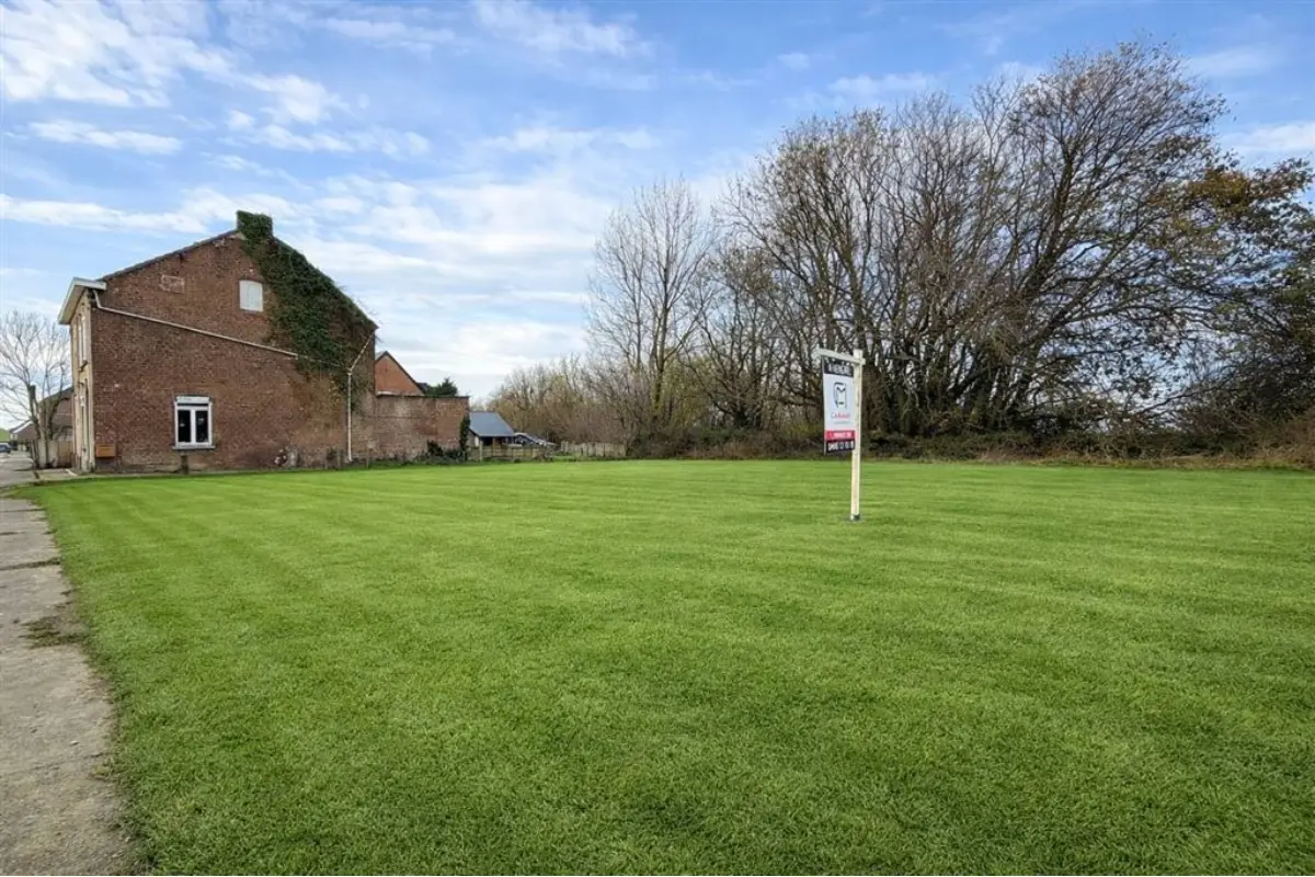 Terrain à vendre à Les Bons Villers 6210 165000.00€  chambres m² - annonce 640415