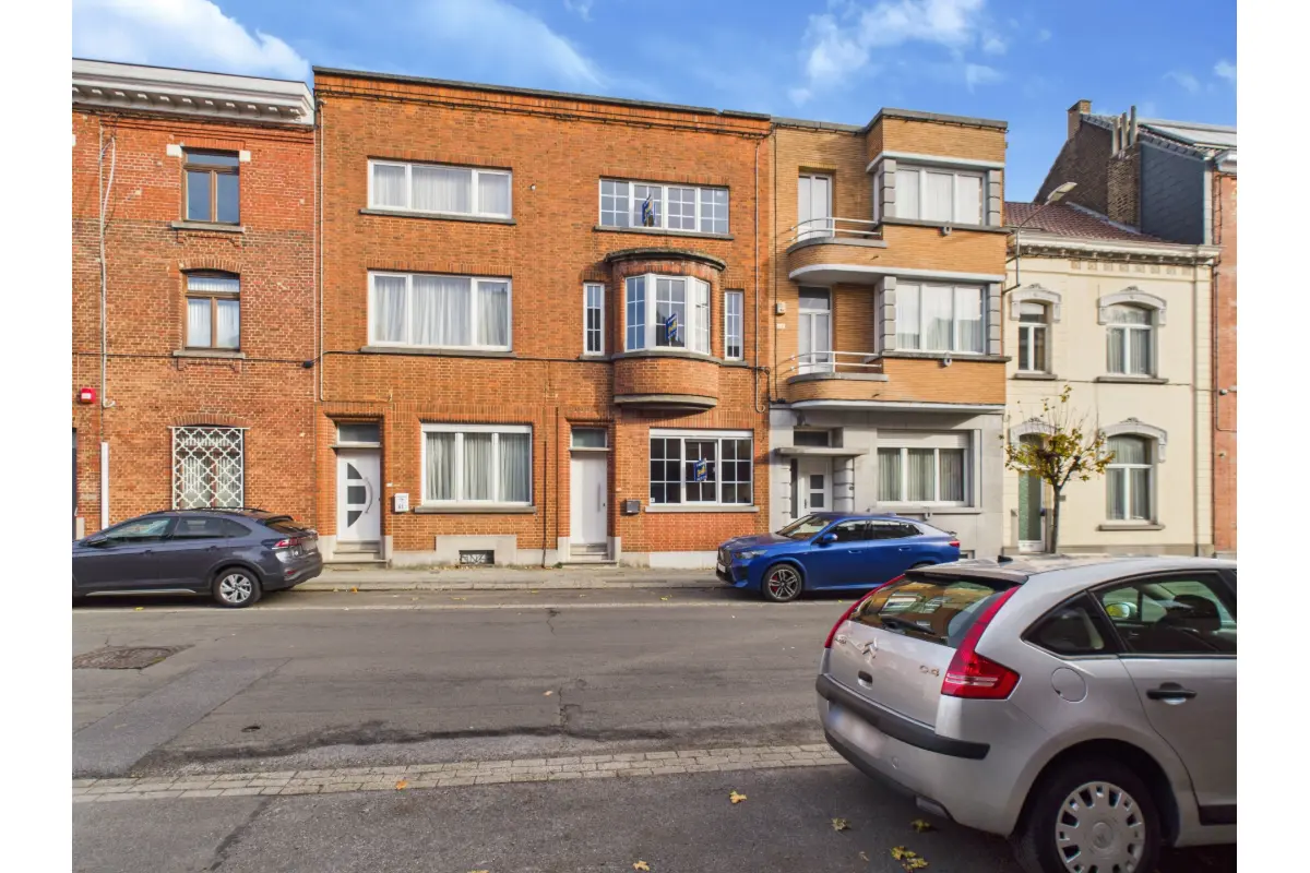 Maison à  à La Louvière 7100 220000.00€ 3 chambres 160.00m² - annonce 642039