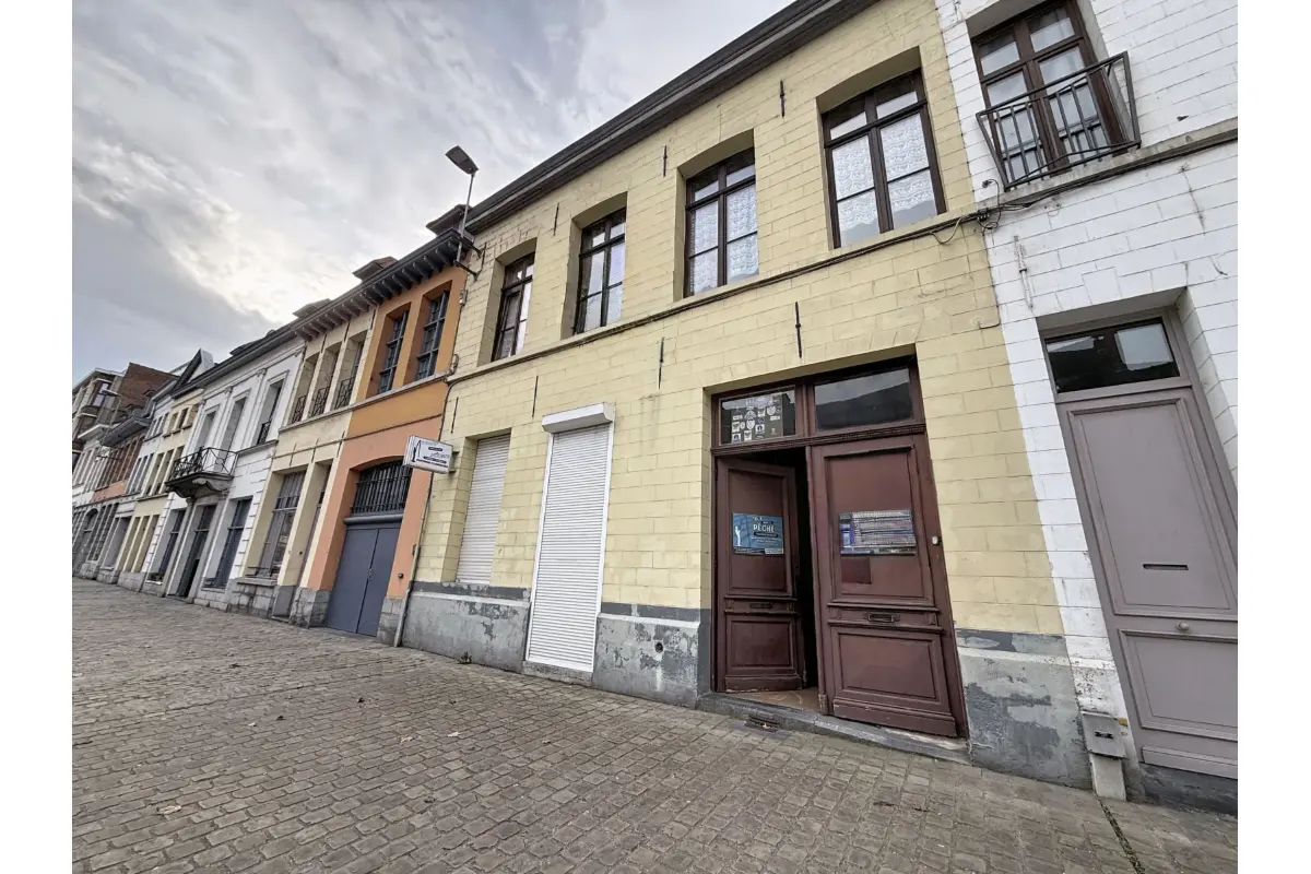 Commerce à vendre à Tournai 7500 249000.00€  chambres 200.00m² - annonce 642028