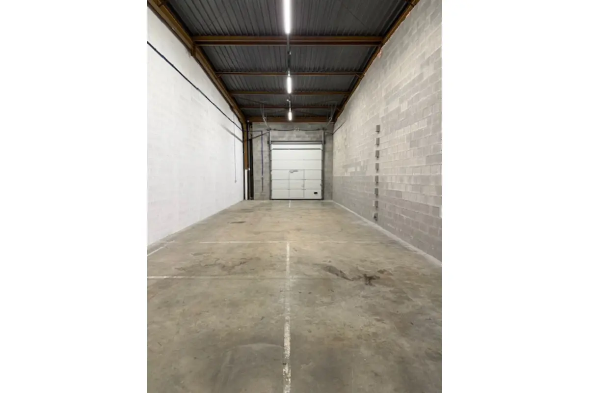 Commerce à louer à Piéton 7160 1900.00€  chambres 350.00m² - annonce 642433