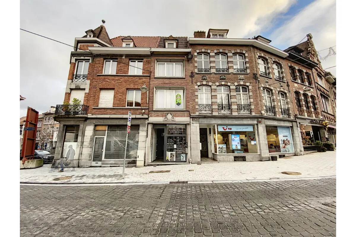 Appartement à louer à Tournai 7500 700.00€ 2 chambres 155.00m² - annonce 643468