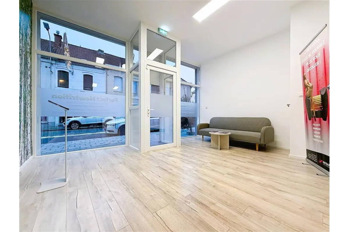 Commerce à louer à Mouscron 7700 400.00€  chambres m² - annonce 643355