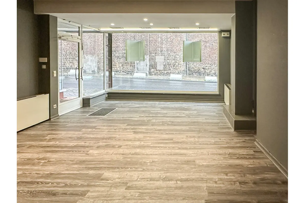 Commerce à vendre à Binche 7130 130000.00€  chambres m² - annonce 642683