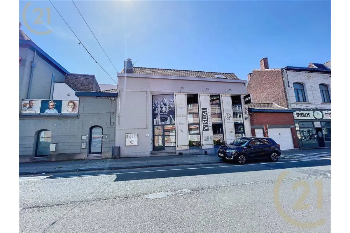 Maison à vendre à Leuze-en-Hainaut 7900 180000.00€ 1 chambres 150.00m² - annonce 643450