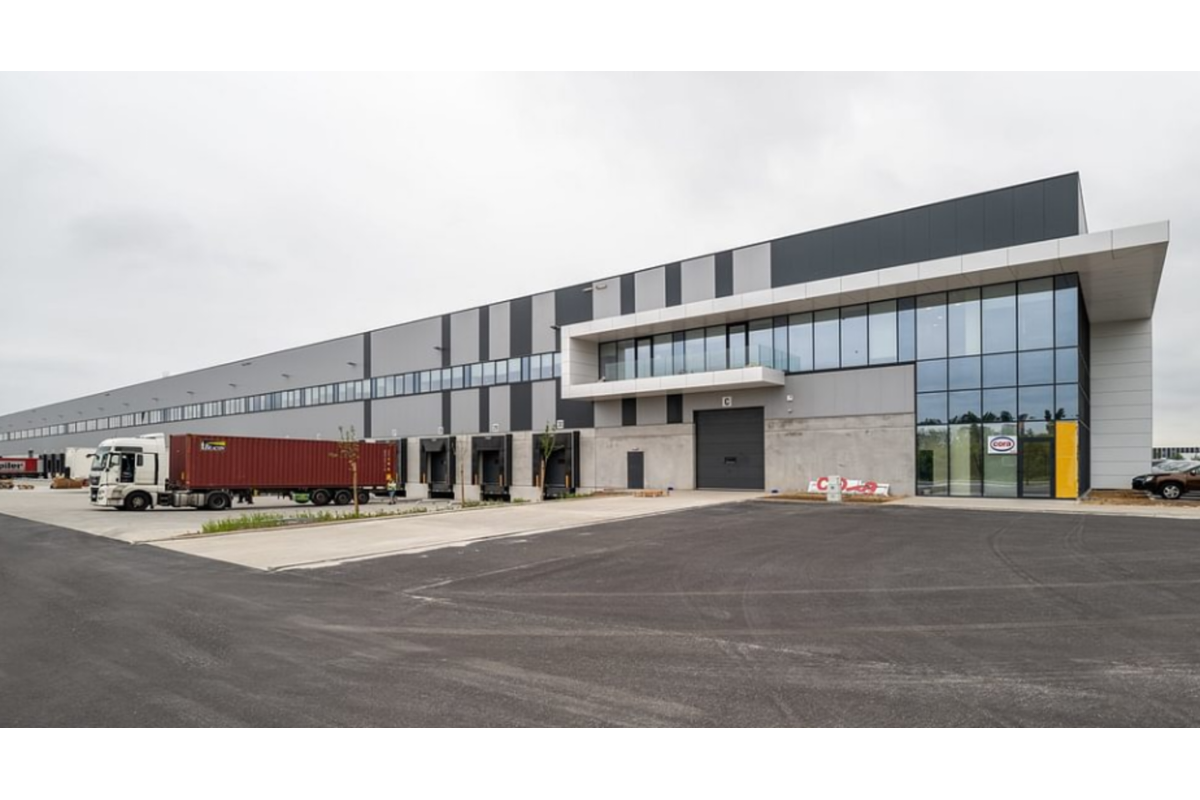 Commerce à louer à Fleurus 6220 0.00€  chambres 29381.00m² - annonce 643498