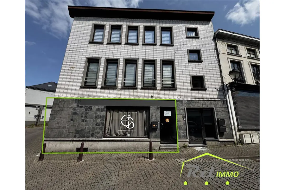 Commerce à louer à Fontaine-l'Evêque 6140 195.00€  chambres m² - annonce 644150