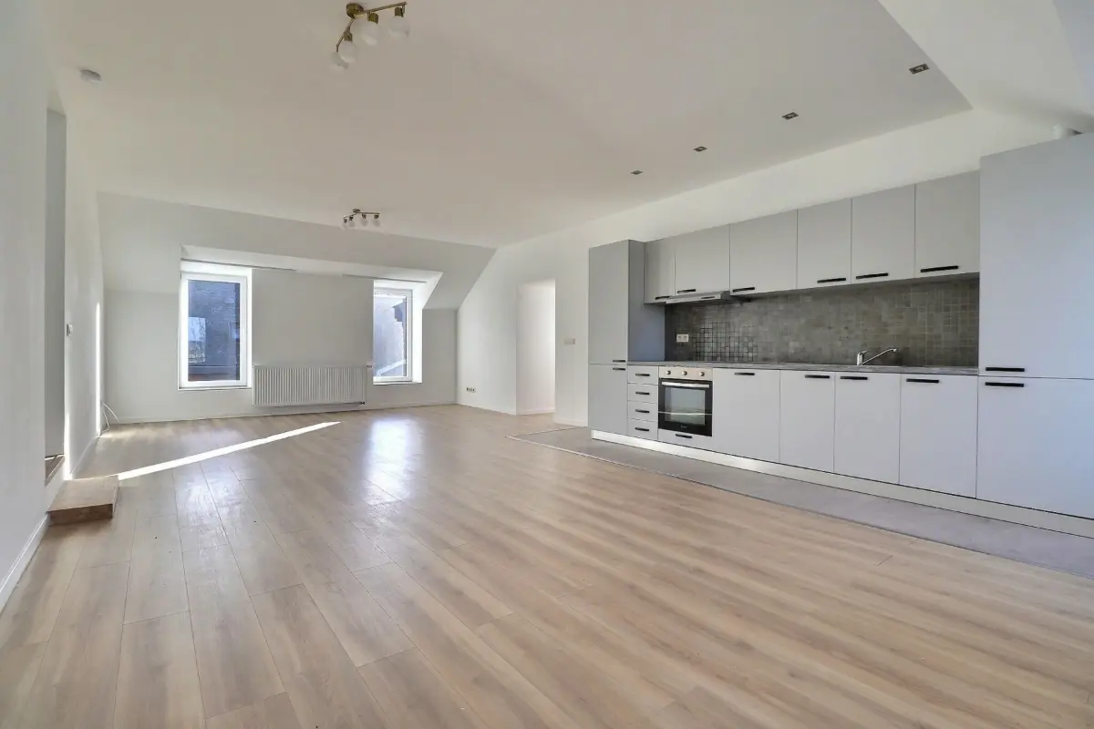 Appartement à louer à Souvret 6182 950.00€ 3 chambres 120.00m² - annonce 643957