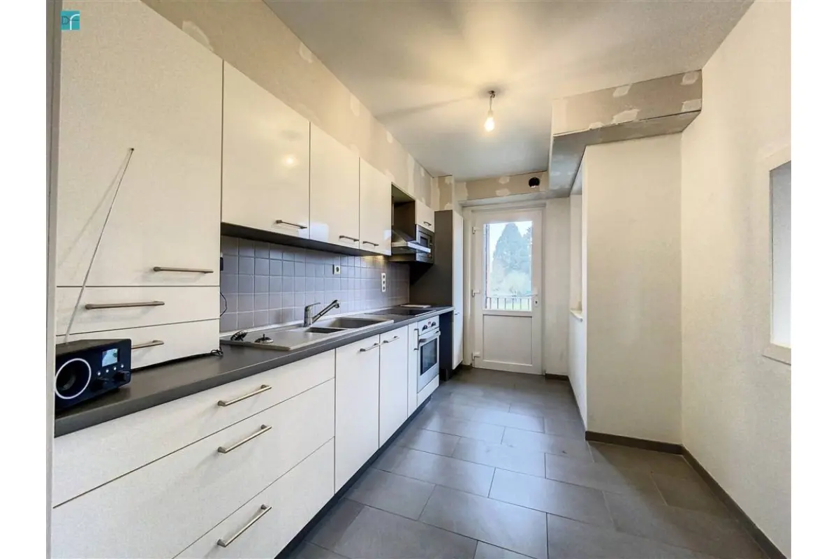 Appartement à louer à Fleurus 6220 825.00€ 2 chambres 76.00m² - annonce 644631