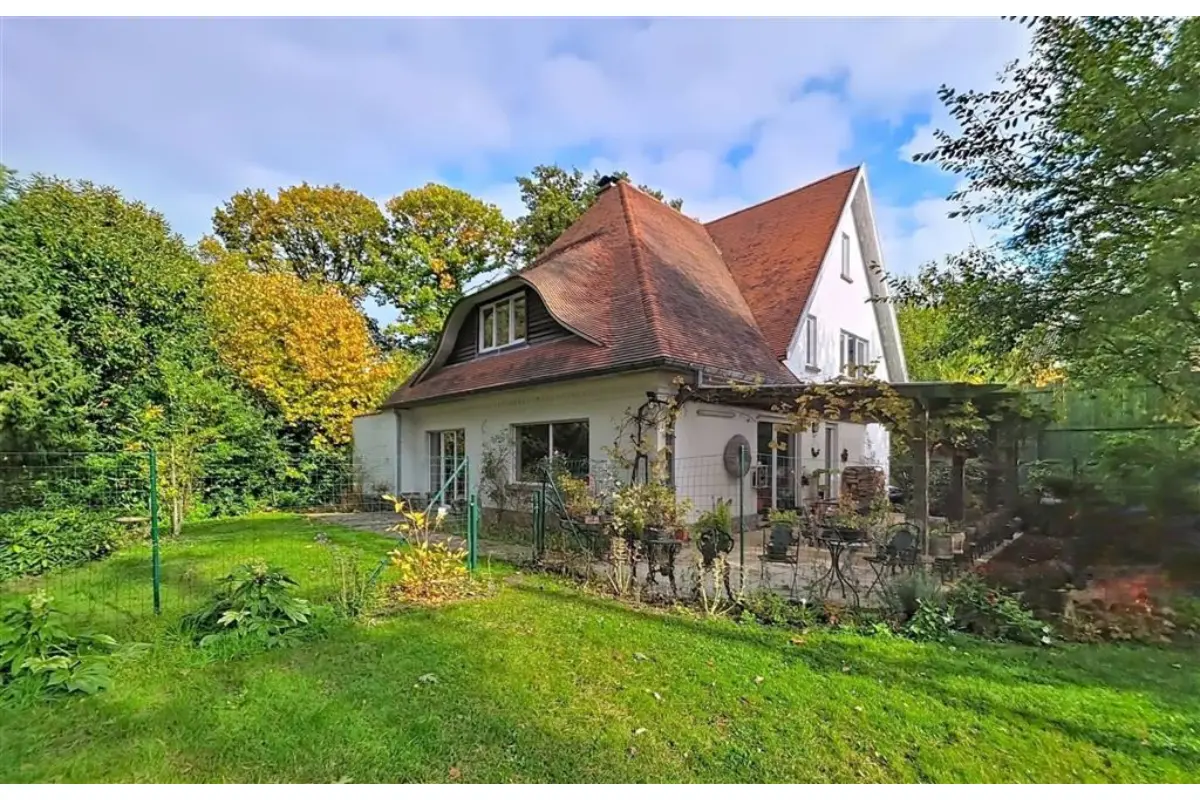 Maison à vendre à Hennuyères 7090 695000.00€ 5 chambres 550.00m² - annonce 644799