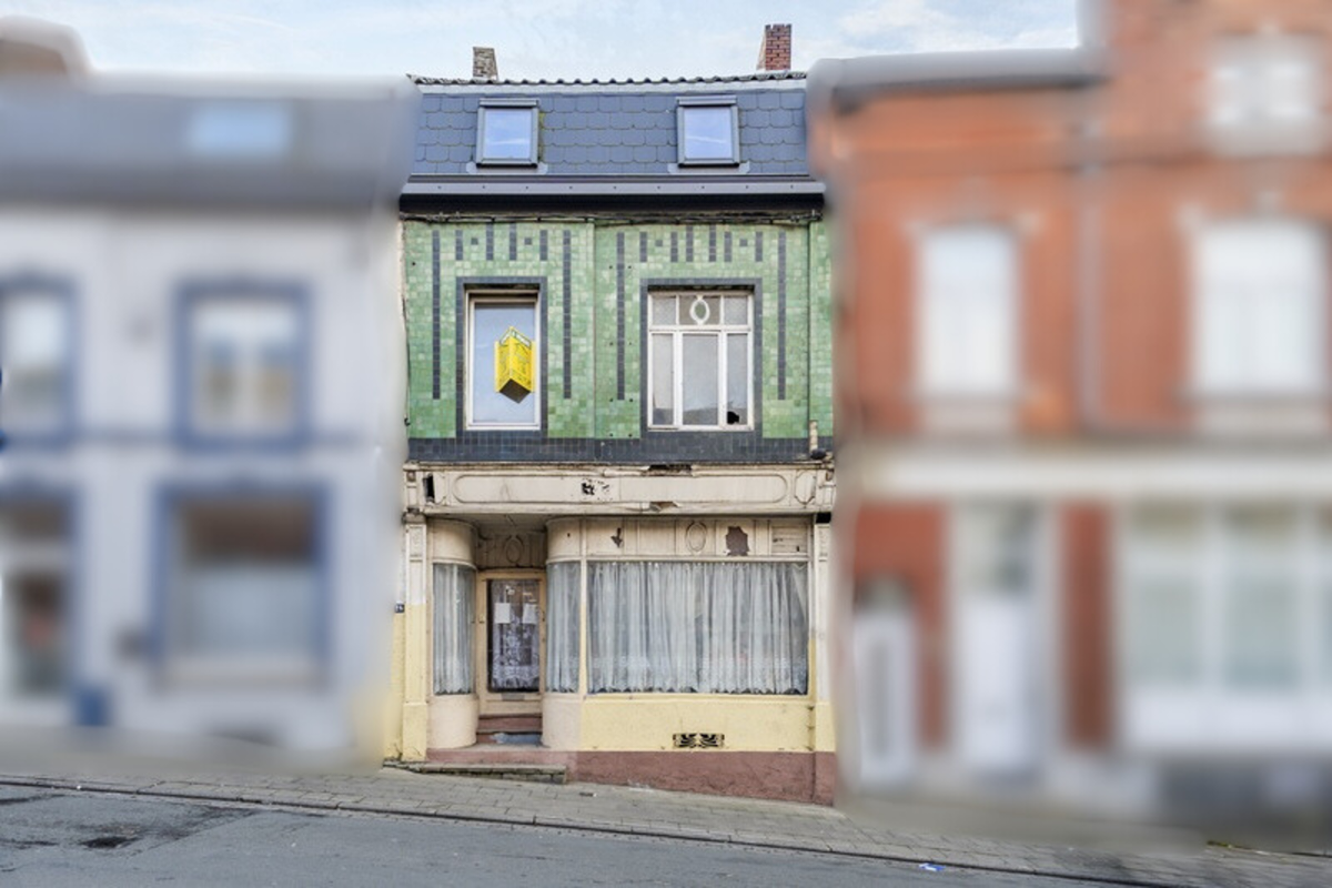 Immeuble mixte à vendre à Couillet 6010 119000.00€ 4 chambres 160.00m² - annonce 645486