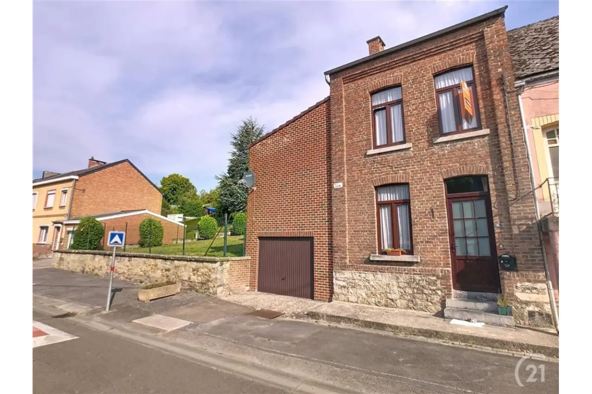Maison à vendre à Leval-Chaudeville 6500 175000.00€ 3 chambres 156.00m² - annonce 645180