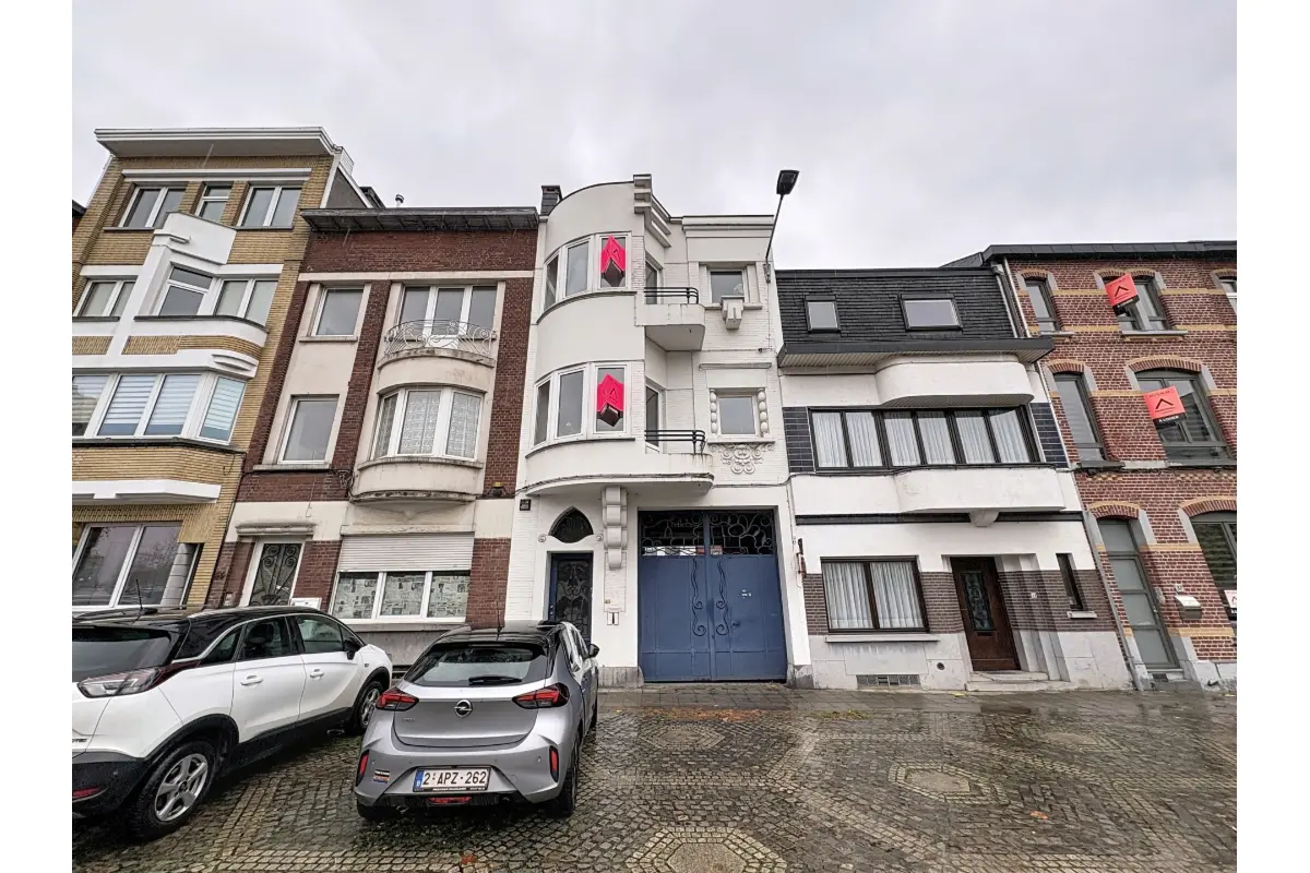 Appartement à vendre à Charleroi 6000 190000.00€ 2 chambres 135.00m² - annonce 646523