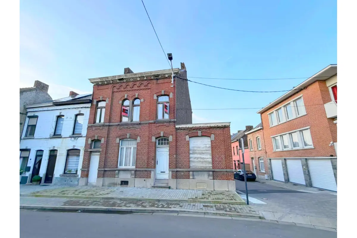 Maison à vendre à Mont-sur-Marchienne 6032 169000.00€ 3 chambres 154.00m² - annonce 646619