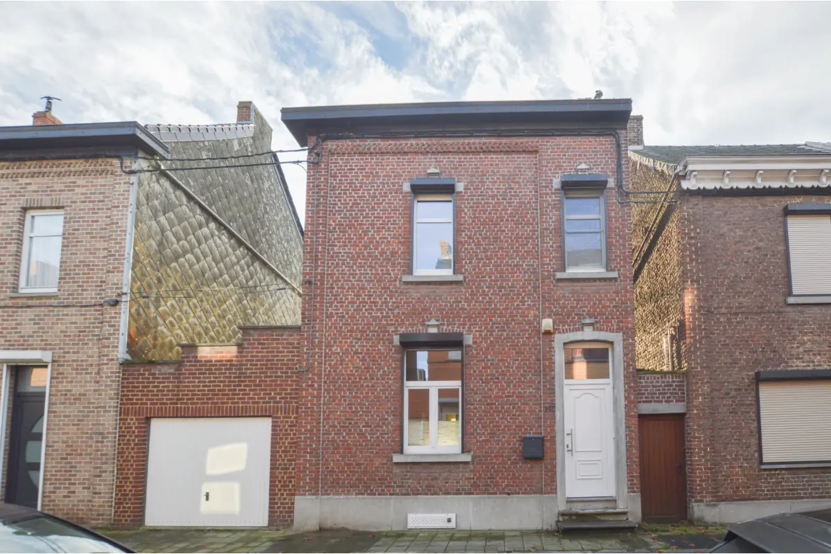 Maison à vendre à Chapelle-lez-Herlaimont 7160 239000.00€ 3 chambres 155.00m² - annonce 646623