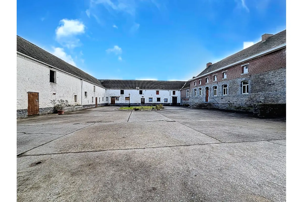 Ferme à vendre à Erquelinnes 6560 395000.00€ 4 chambres 196.00m² - annonce 647734