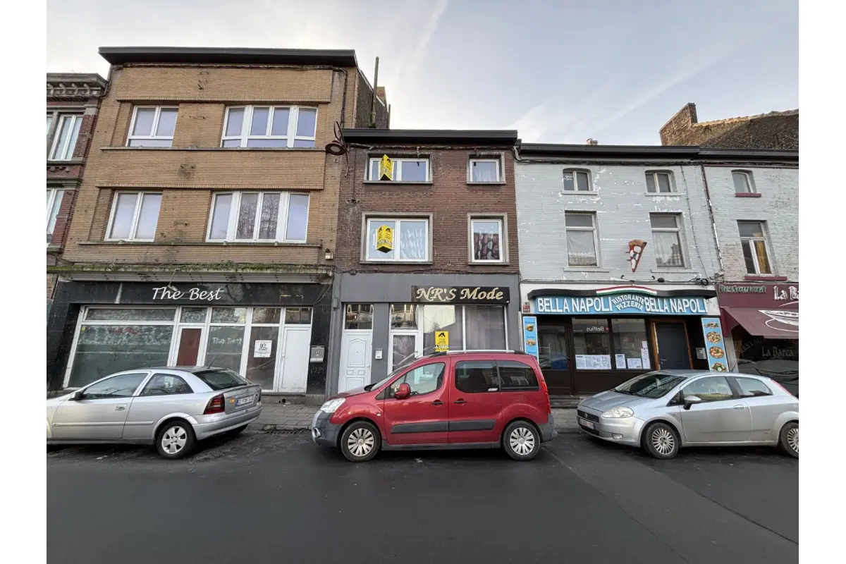 Immeuble mixte à vendre à Gilly 6060 195000.00€  chambres 25.00m² - annonce 647308