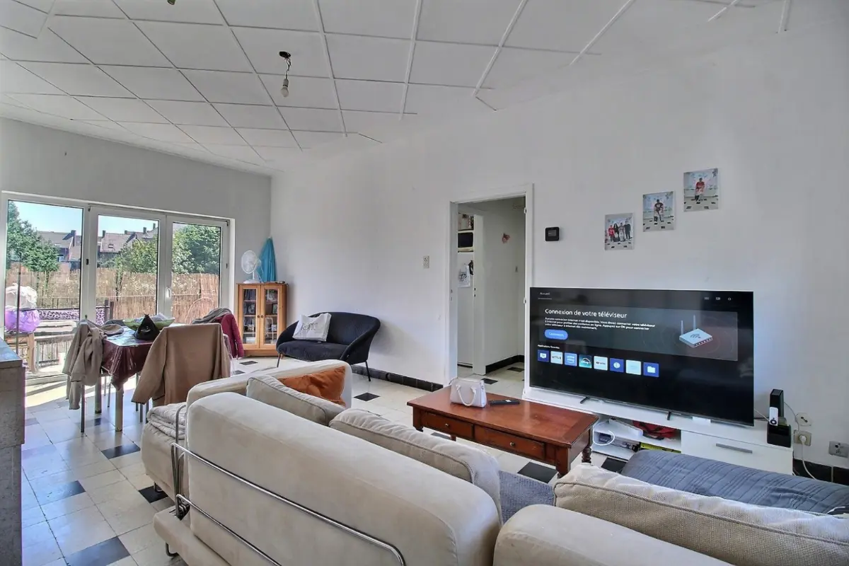 Appartement à vendre à Gilly 6060 499000.00€ 8 chambres 240.00m² - annonce 647378