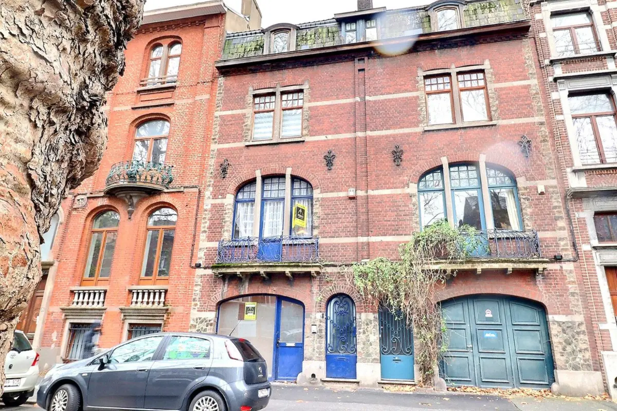Maison à  à Charleroi 6000 210000.00€ 5 chambres 160.00m² - annonce 726037