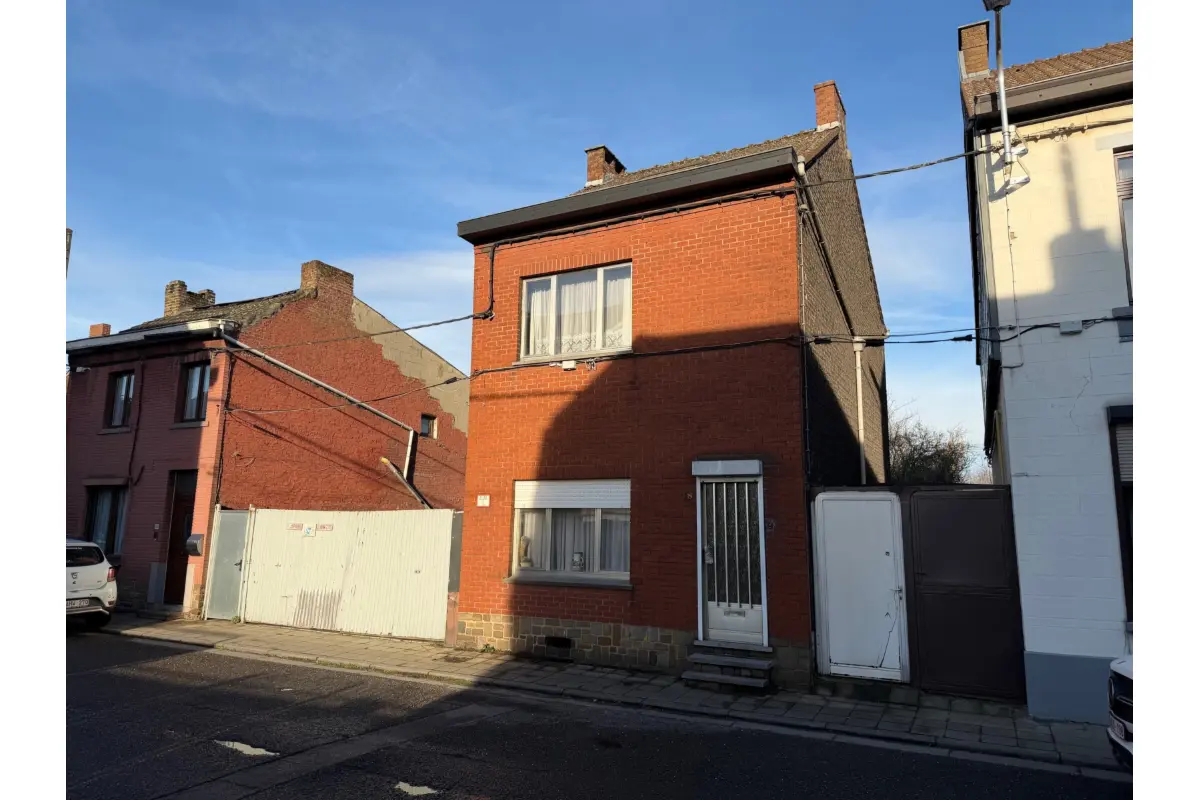 Maison à vendre à Marchienne-au-Pont 6030 139500.00€ 2 chambres 116.00m² - annonce 647333