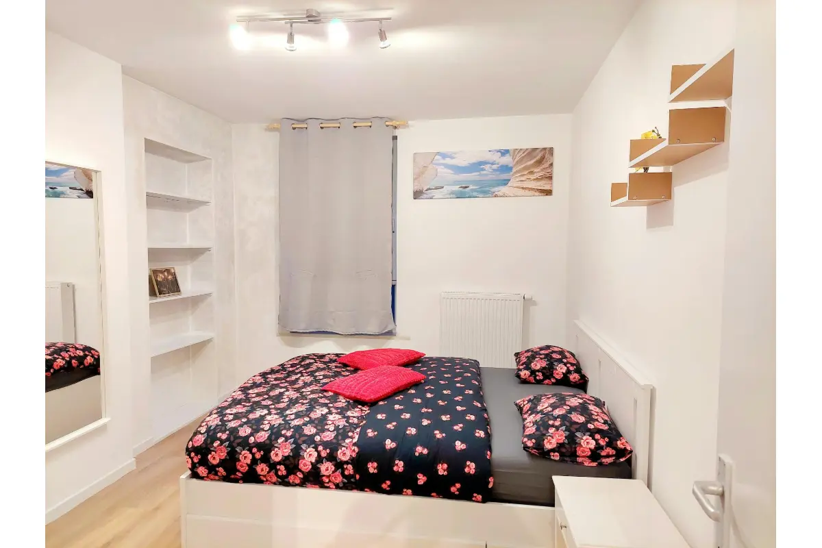 Appartement à louer à Dampremy 6020 1200.00€  chambres m² - annonce 647070