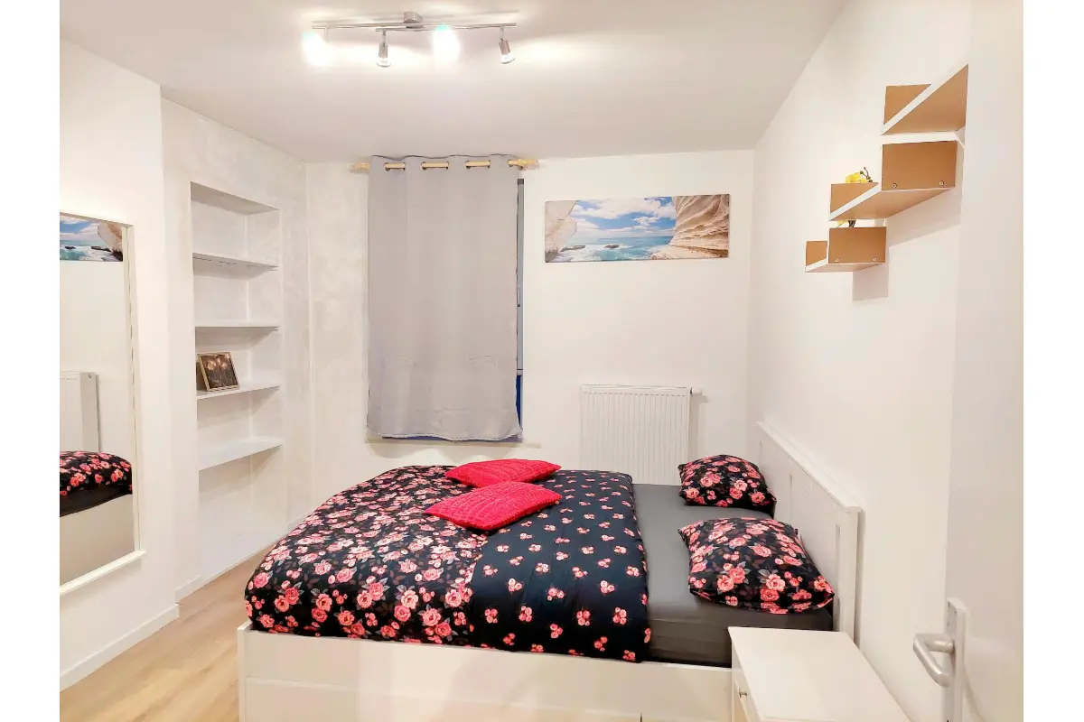 Appartement à louer à Dampremy 6020 1200.00€  chambres m² - annonce 647070