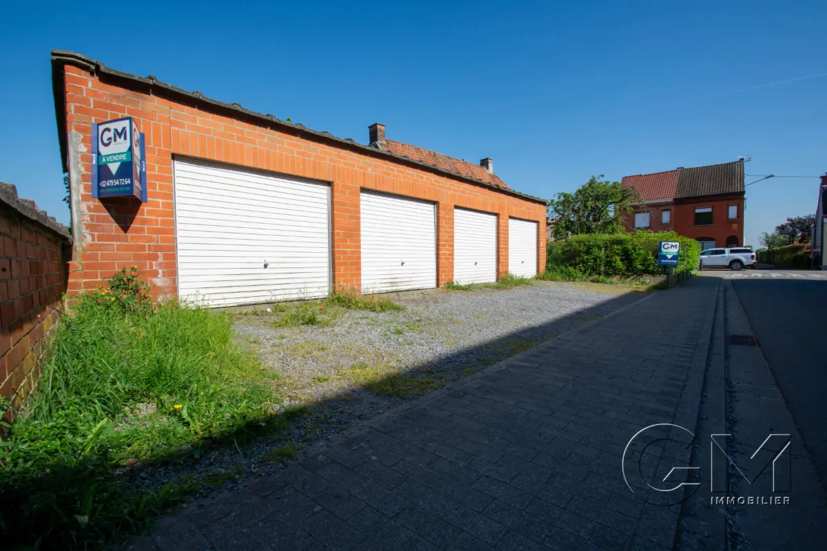 Parking / garage à vendre à Estaimpuis 7730 19000.00€  chambres m² - annonce 648354