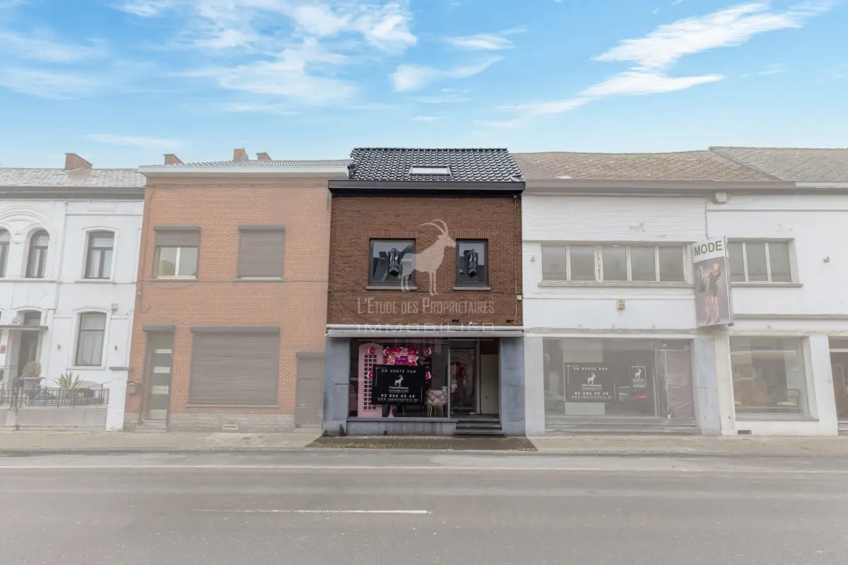 Immeuble mixte à vendre à Haine-Saint-Paul 7100 119999.00€ 2 chambres 85.00m² - annonce 648092